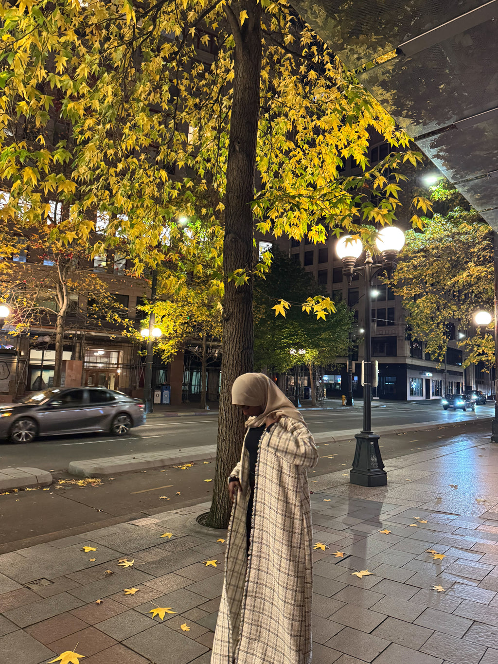 Amira Tweed Abaya