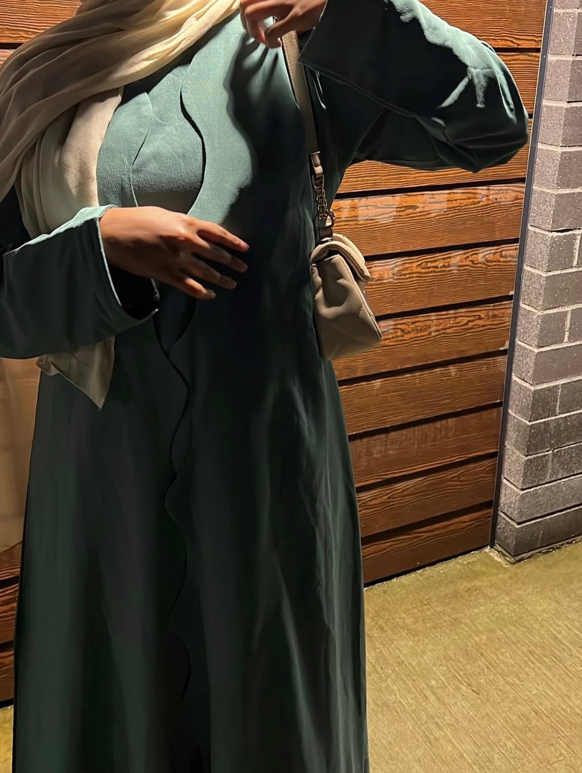 Nasri Abaya